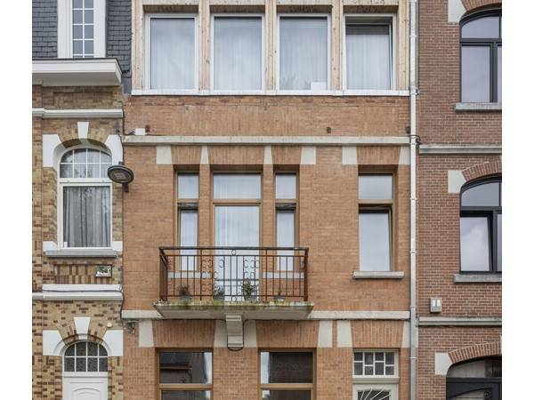 卡斯蒂尔家/哈！建筑师