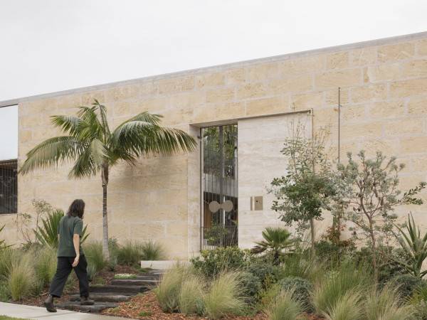 新城堡/安东尼·圣约翰·帕森斯