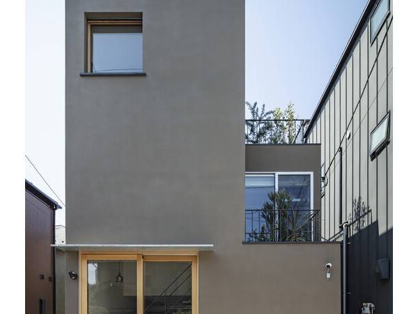 双人住宅/Tenhachi建筑师与室内设计