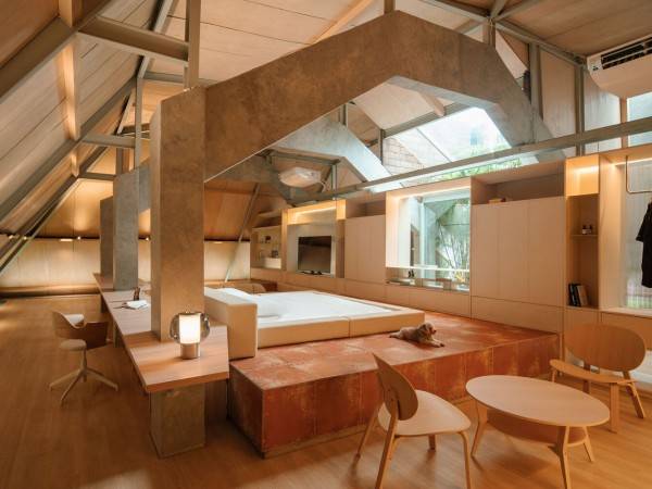 洋房阁楼改造 / RAD+ar (Research Artistic Design + architecture)