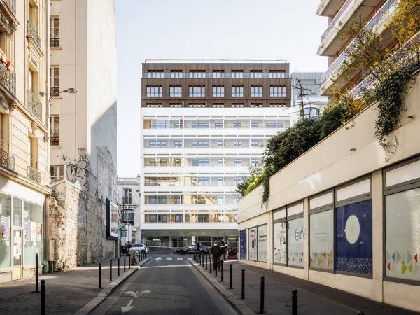 老车库改造/ Atelier Tequi Architects