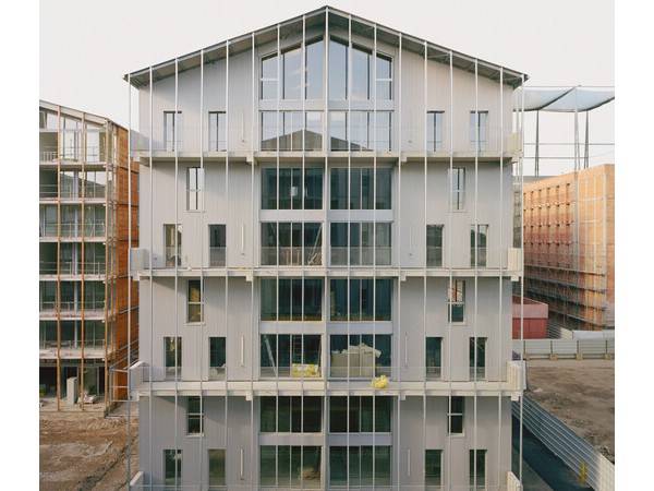 组合式集体住宅 / A6A