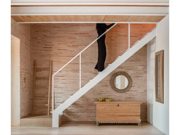 瓦伦西亚旧冰库改造 / Homu Arquitectos