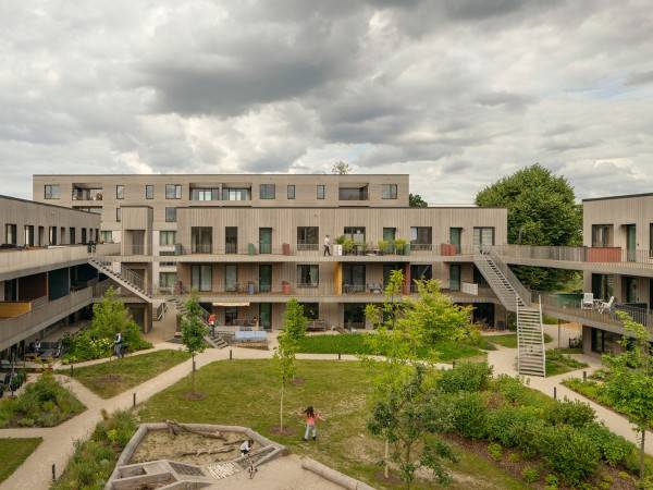 富兰克林村重建 / Sauerbruch Hutton