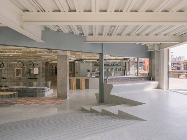 AITASHOP骑行空间 / 也兜设计