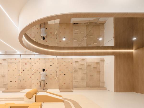 四川天府新区麓湖幼儿园（北区） / 天仝建筑