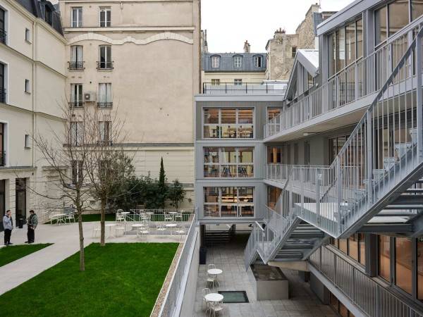 马兰戈尼设计学院 / Clément Blanchet Architecture