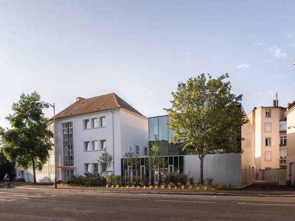 Finkwiller 学校建筑群 / rhb architectes