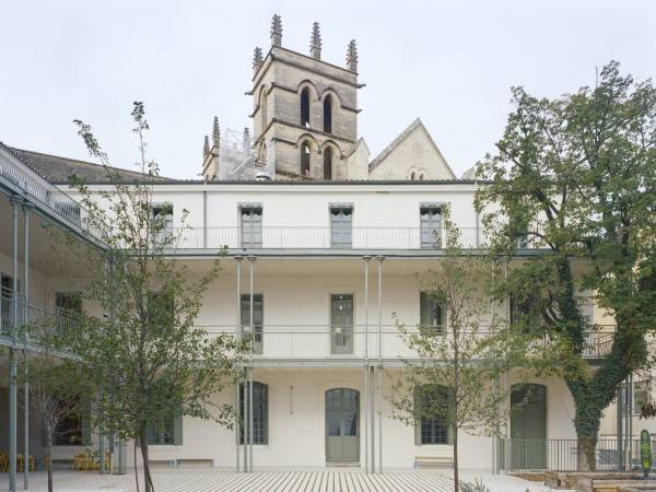 皮埃尔和科莱特·苏拉吉小学 / NAS architecture + GTA