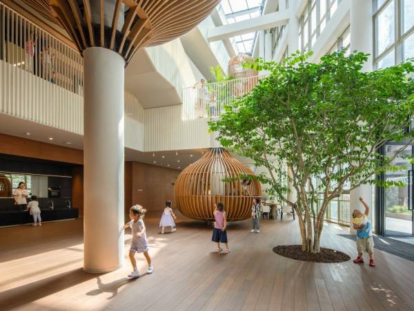 Cheer 幼儿园 / HIBINOSEKKEI + Youji no Shiro