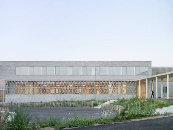 库尔松中学 / MABIRE REICH Architectes