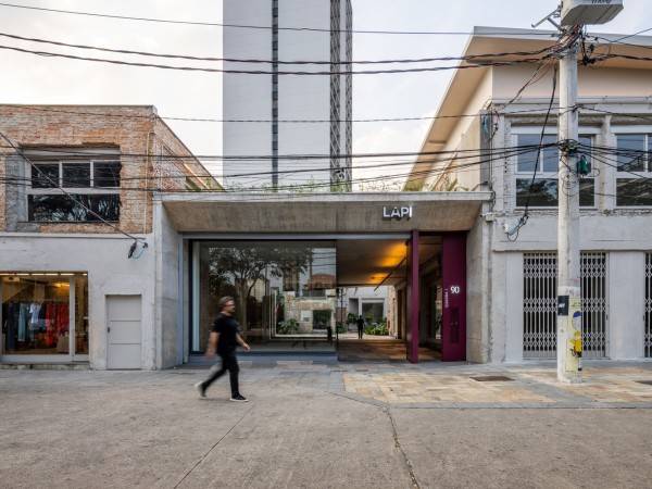 LAPI 商业街区二期 / SuperLimão