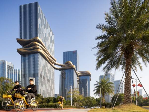 横琴铁建广场 / Aedas