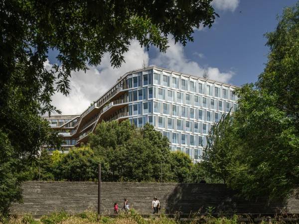 Reiwa Nexity 总部大楼 / Brenac & Gonzalez & Associés