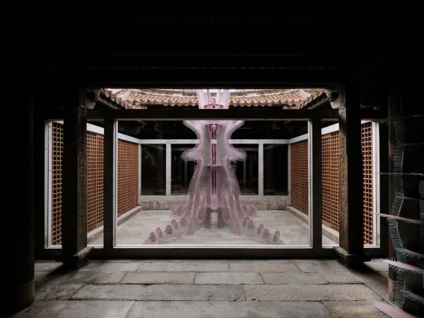 LANLANLI兰兰里医疗美学中心 / 退化建筑