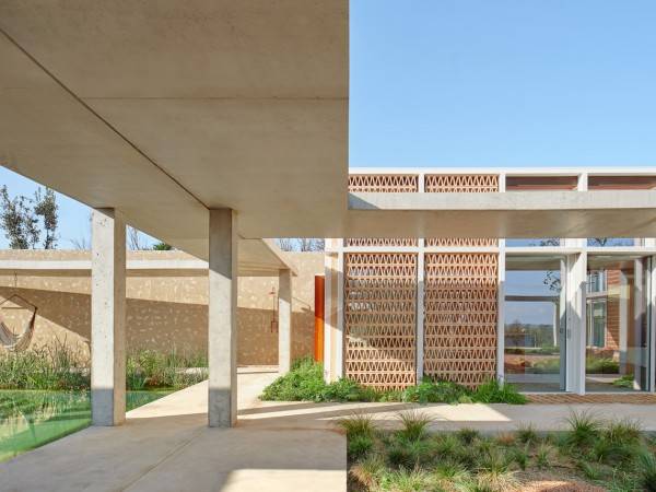 特雷斯·帕蒂斯之家 / TwoBo arquitectura