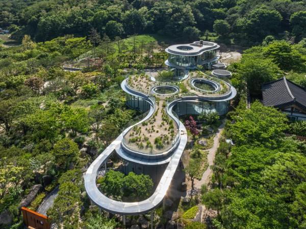 MIGIUI 山间驿站 / Architect-K