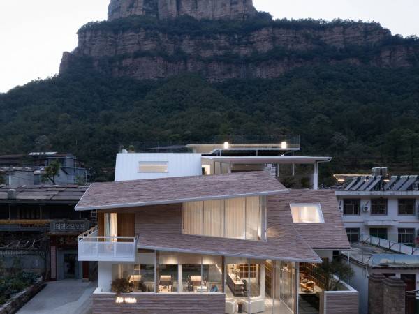 林州郭家庄民宿酒店 / 深建筑事务所