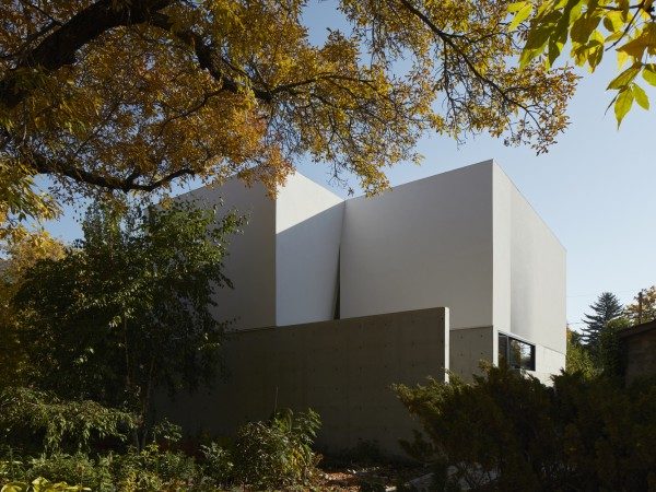 阿瑟公寓 / 5468796 Architecture