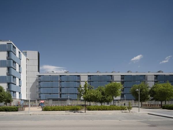 罗西利亚 3 号社会住宅 / Ricardo Sánchez González