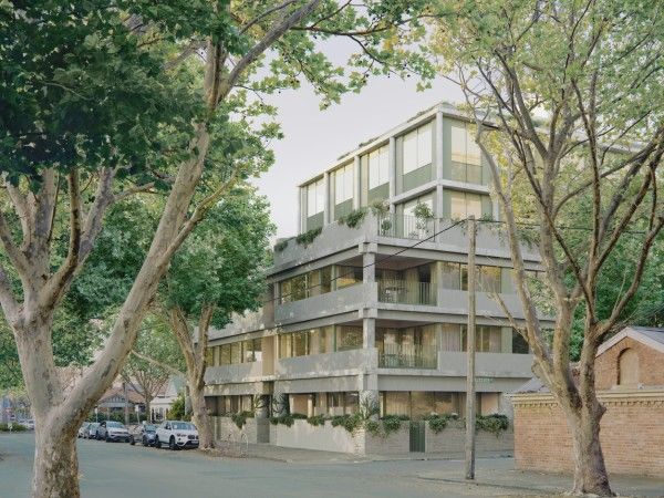 菲茨罗伊戈尔街 450 号 / Edition Office + Neometro