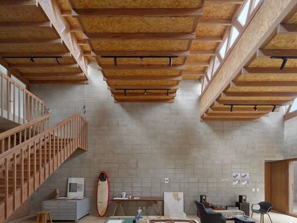 摄影师工作室 / Roman Bauer Arquitectos