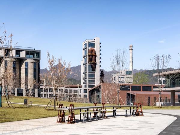 北京金隅兴发科技园/ HPP Architects + 北京建院