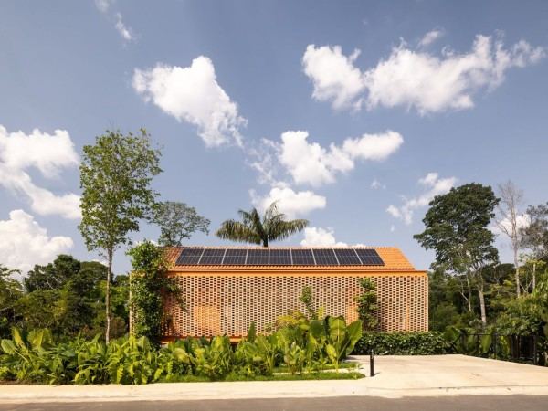 普普尼亚之家 / Laurent Troost Architectures + Hana Eto Gall Paisagismo