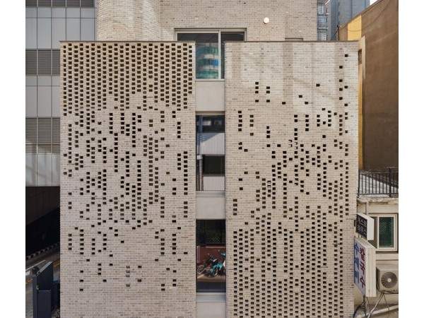 Cracker 大楼改造/ NOMAL