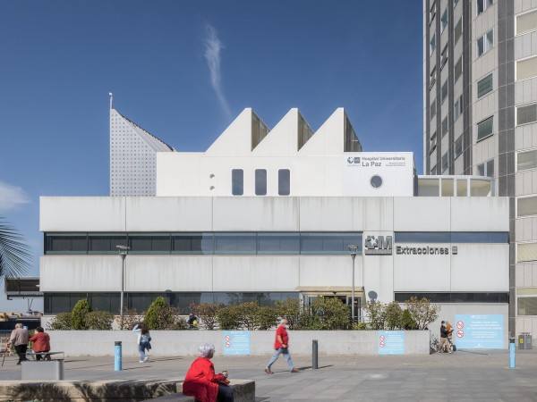 La Paz 医院加速器展馆 / Murado & Elvira Architects