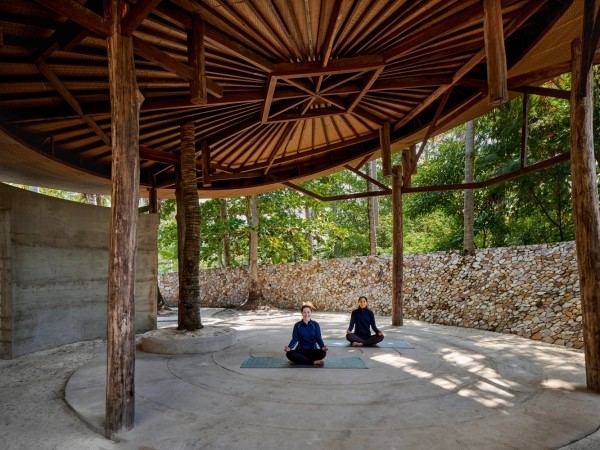 椰子康养花园 / RAD+ar (Research Artistic Design + architecture)