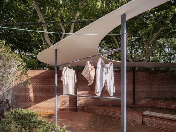 角园，晾衣架撑起的边界回廊 / VIA维亚景观