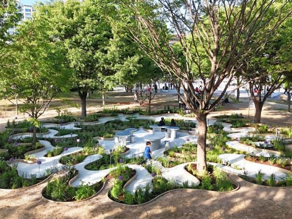 沉浸式生态韧性花园 / Changyeob Lee + Studio ReBuild