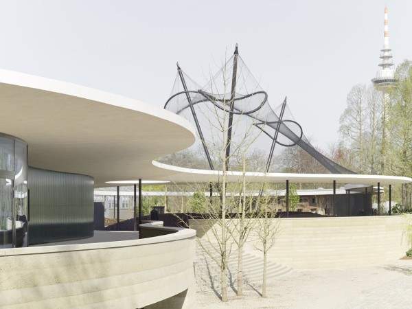 路易森公园的绿色体验中心 / Bez+Kock Architekten