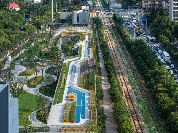 上海新境地•新二绿地&市民中心 / UA尤安设计