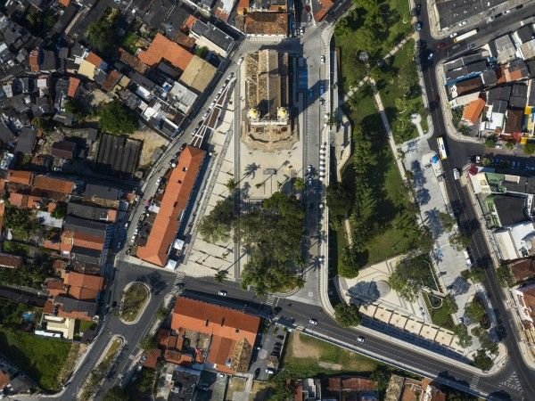 Senhor do Bonfim 圣山城市改造 / Sotero Arquitetos