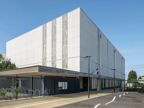 瓦伦顿 Samuel-Paty 中学 / Archipente