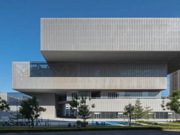 深圳简上体育综合体 / 悉地国际