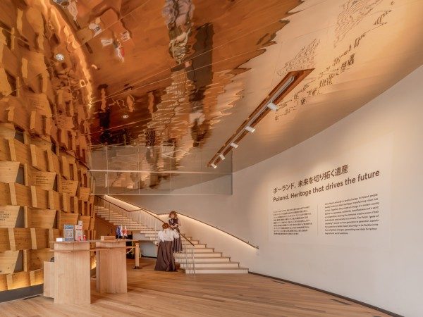 2025 年大阪世博会波兰馆 / interplay architects