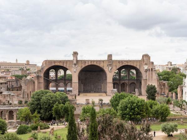 马西莫大教堂展览通道改造 / Alvisi Kirimoto + Partners