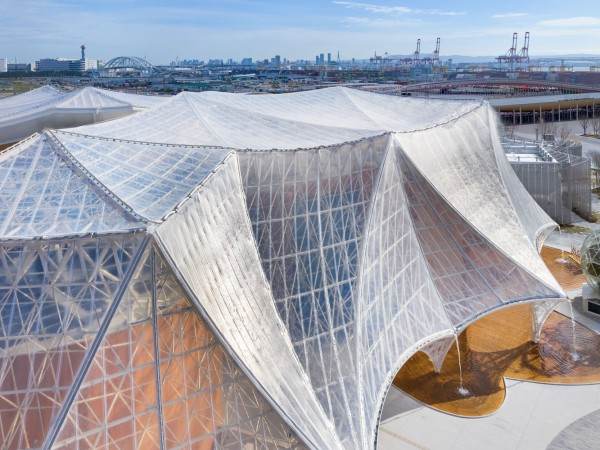 2025 年大阪世博会医疗保健馆“重生之巢”