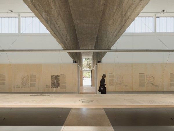 第 19 届威尼斯双年展巴西馆 “(RE)Invention” / Plano Coletivo