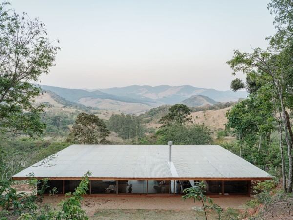 皮拉西亚模块化房屋 / Arquipélago Arquitetos