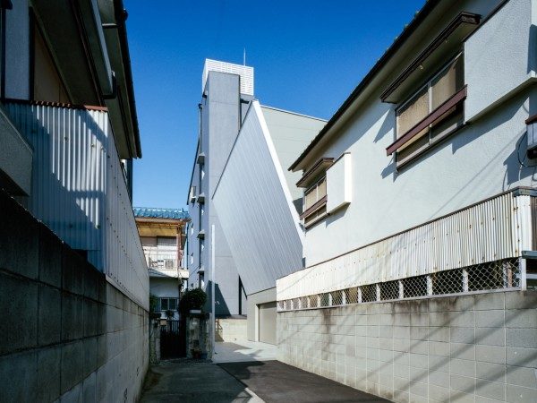 丰中市车库住宅 / FujiwaraMuro Architects