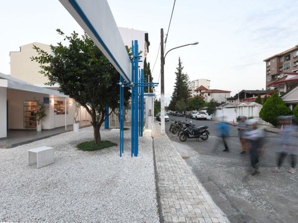 活力咖啡馆 / VAHID JOUDI STUDIO [Architecture + Design + Construction]