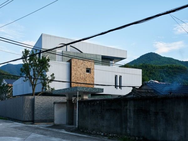 夏叶张宅 / Studio MOR