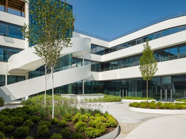 Oriente绿色校园 LJ-Group Landscape