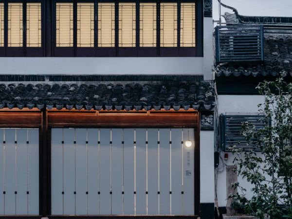 百花书局 / 青天制作所