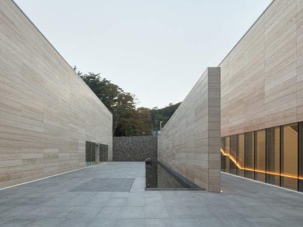 独岛守护馆 / Simplex Architecture