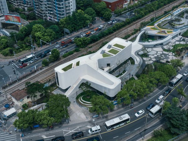 上海新境地•新二绿地&市民中心 / UA尤安设计